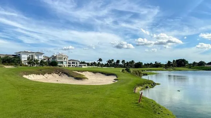 Apartment Beachside Oasis: Pool Views and Casino Access Punta Cana Dominican Republic